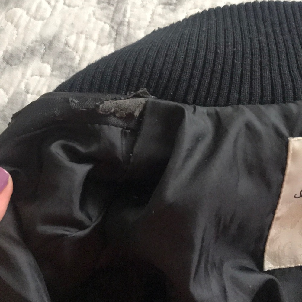 Jacket - Picture 3 of 4